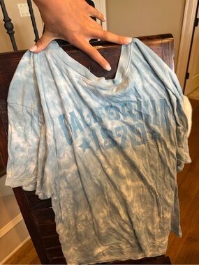Light Blue Tie-Dye 'California 1970' Graphic Tee